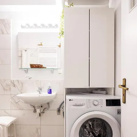 Escape Apartment *